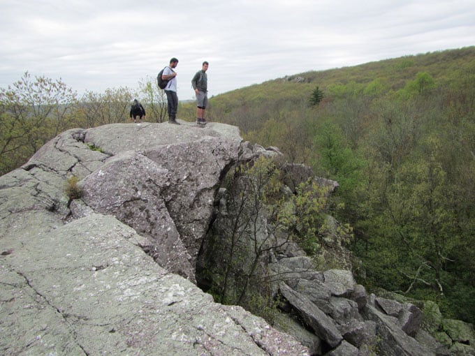 NYC hiking group gathering on Cat Rocks.